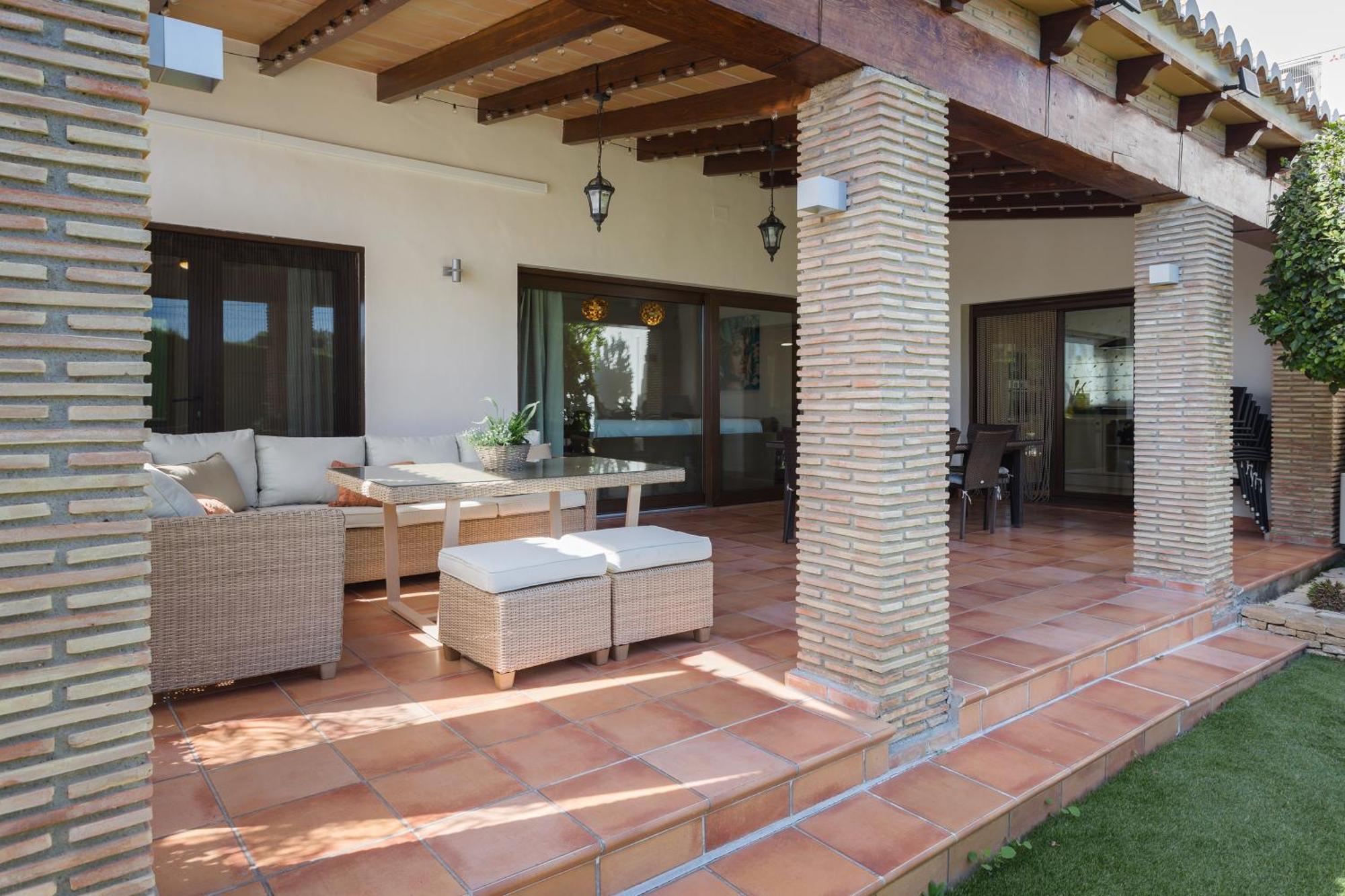 Resort Villa Luny 甘迪亚 外观 照片